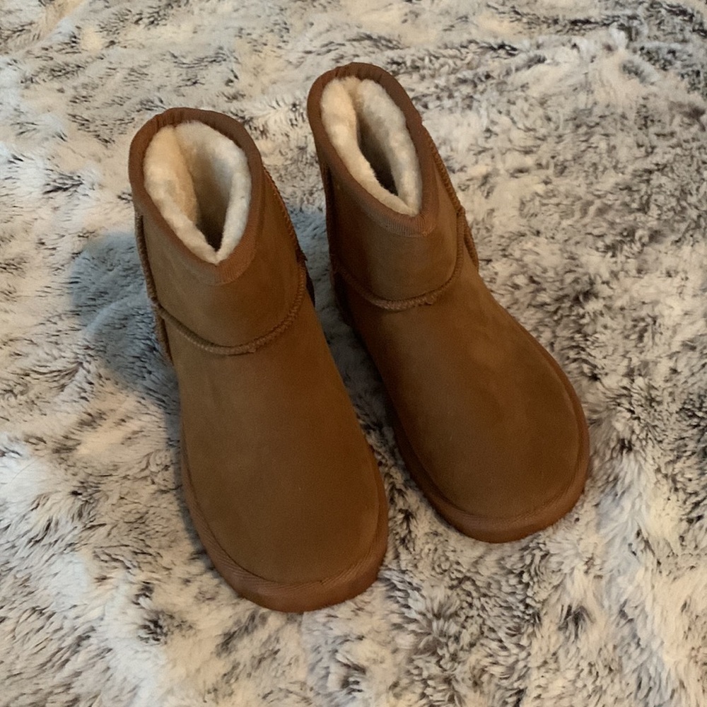 SHEIN Suede fur lined flat boots NEW☑️❄️
